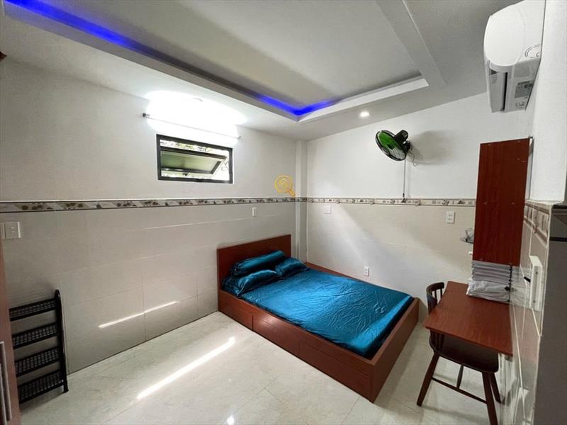 PHÒNG FULL NỘI THẤT CÓ CỬA SỔ