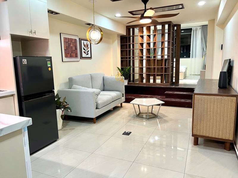 CĂN HỘ DỊCH VỤ FULL NỘI THẤT MÁY GIẶT RIÊNG CÓ CỬA SỔ