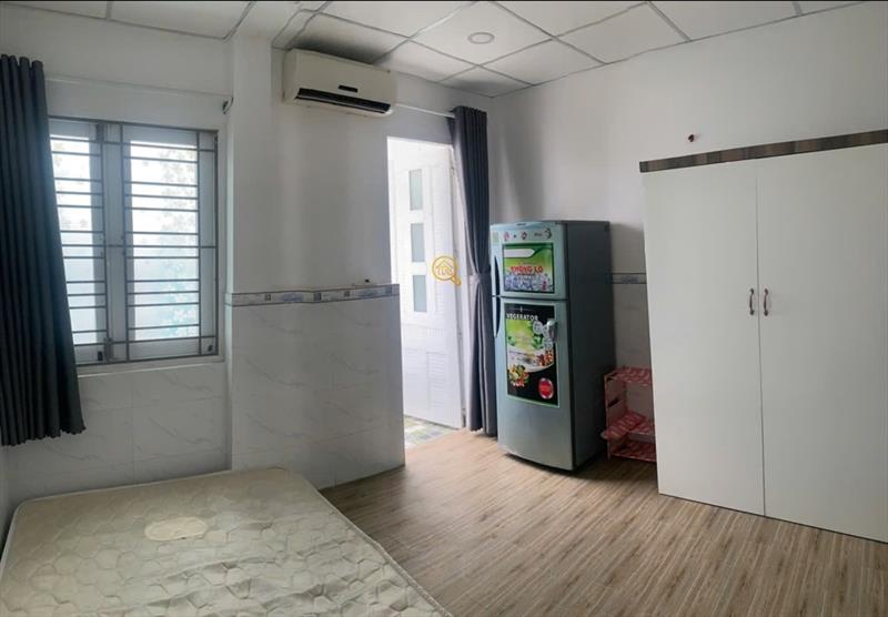 PHÒNG FULL NỘI THẤT CÓ BAN CÔNG