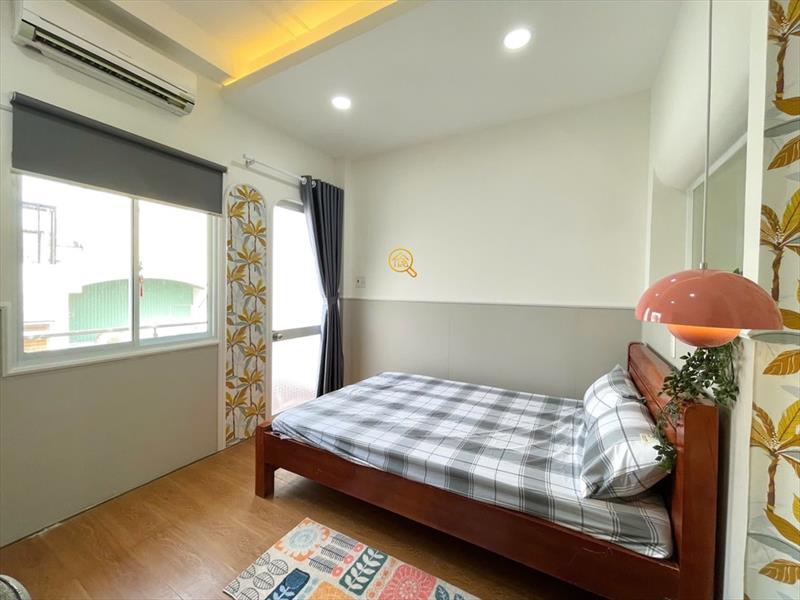 PHÒNG FULLY FURNISHED WITH WINDOW