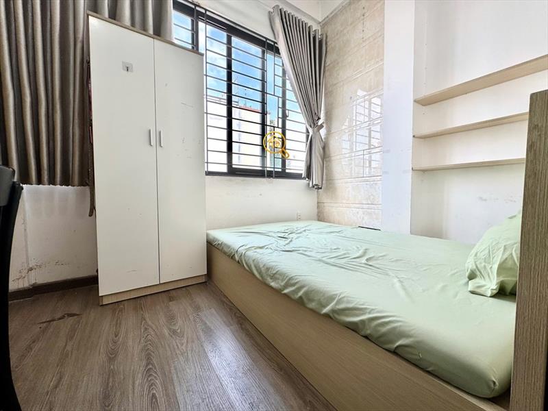 PHÒNG FULL NỘI THẤT CÓ CỬA SỔ