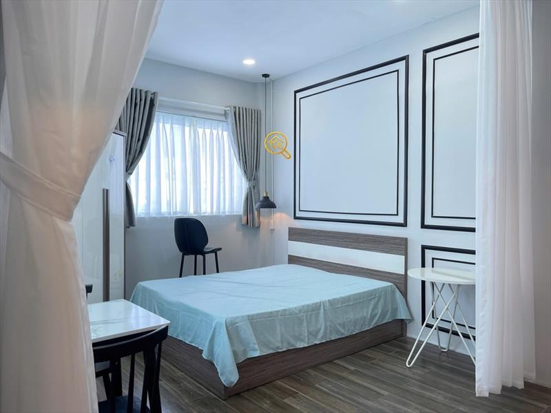 CĂN HỘ DỊCH VỤ FULL NỘI THẤT CÓ CỬA SỔ