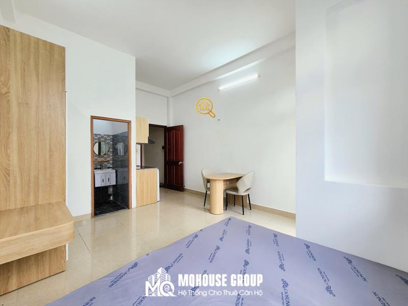 PHÒNG FULLY FURNISHED WITH BALCONY