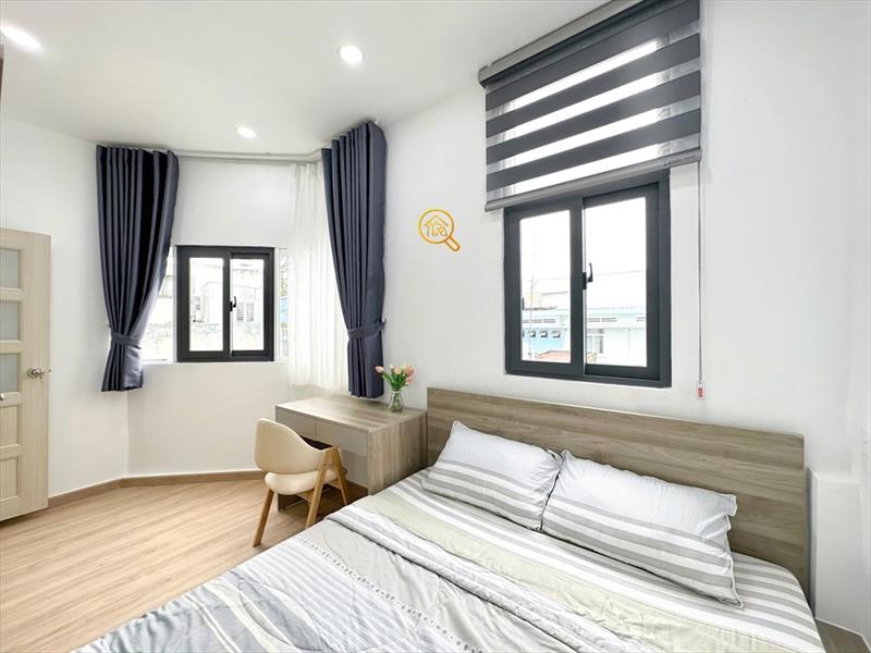 CĂN HỘ DỊCH VỤ FULL NỘI THẤT MÁY GIẶT RIÊNG CÓ CỬA SỔ
