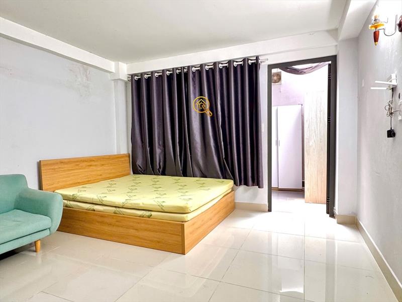 PHÒNG FULL NỘI THẤT CÓ CỬA SỔ