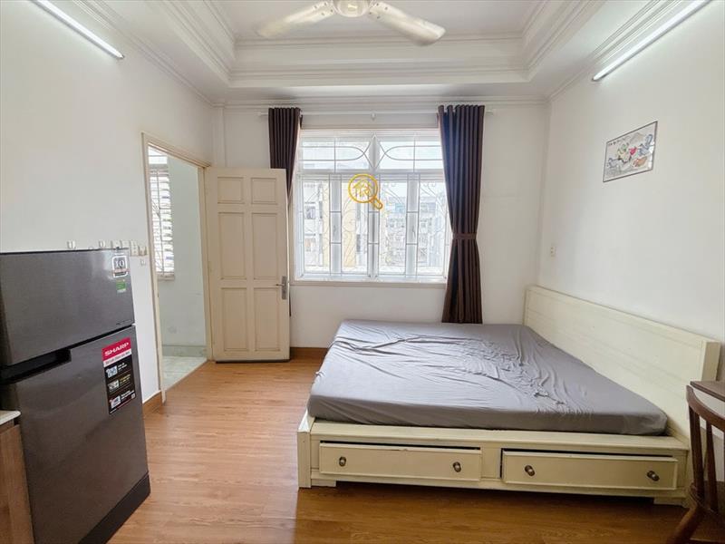 PHÒNG FULLY FURNISHED WITH WINDOW
