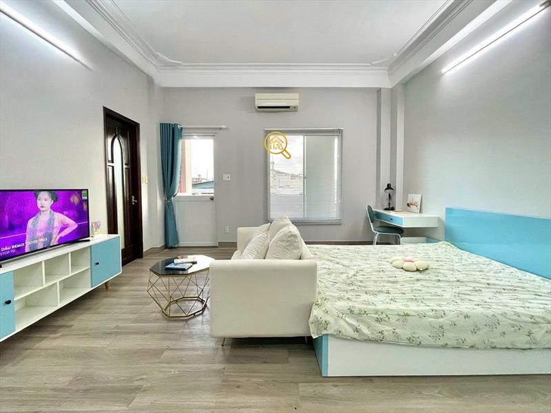 CĂN HỘ DỊCH VỤ FULL NỘI THẤT MÁY GIẶT RIÊNG CÓ BAN CÔNG