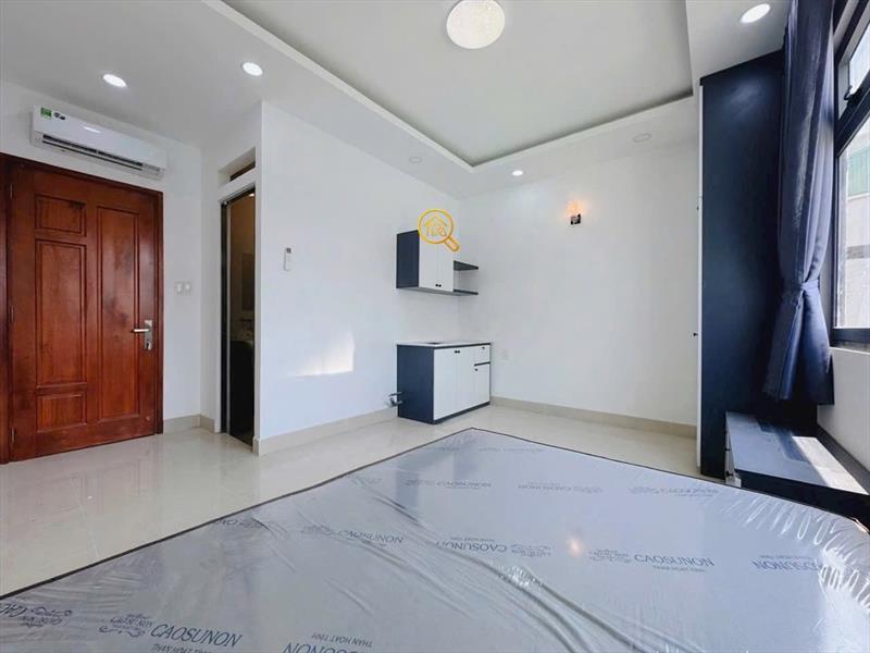 PHÒNG FULLY FURNISHED WITH WINDOW