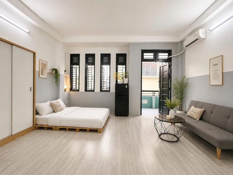 PHÒNG FULL NỘI THẤT CÓ BAN CÔNG