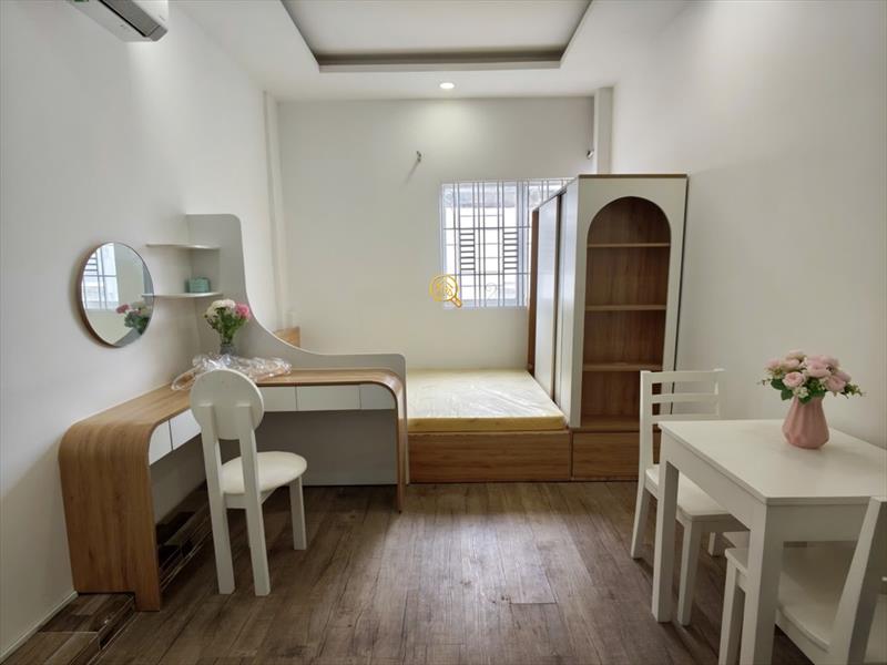 PHÒNG FULL NỘI THẤT CÓ CỬA SỔ