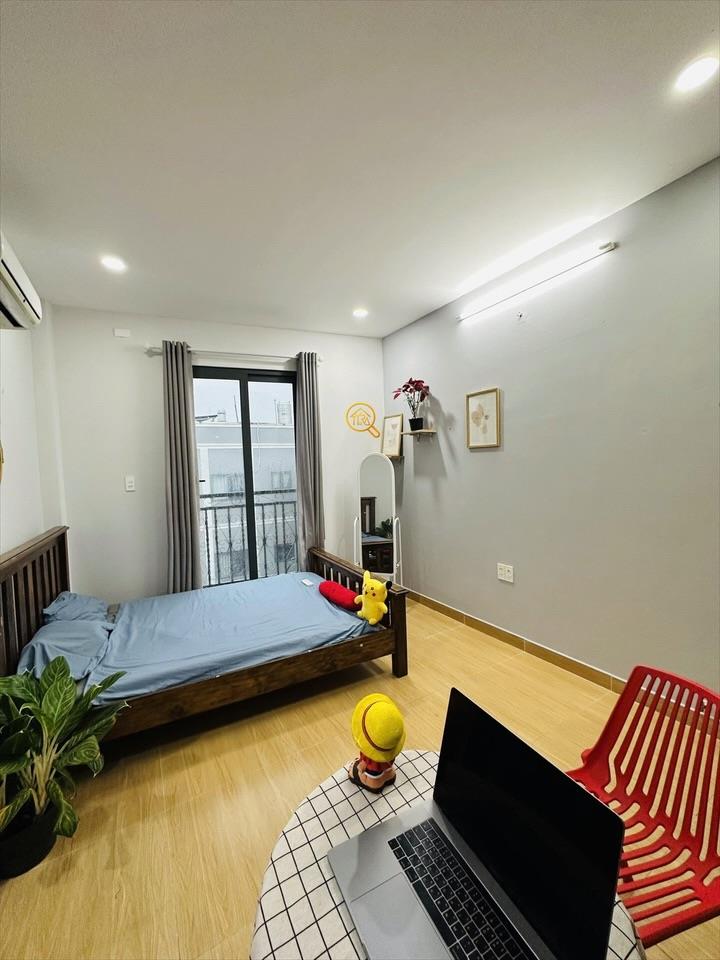 PHÒNG FULL NỘI THẤT CÓ CỬA SỔ