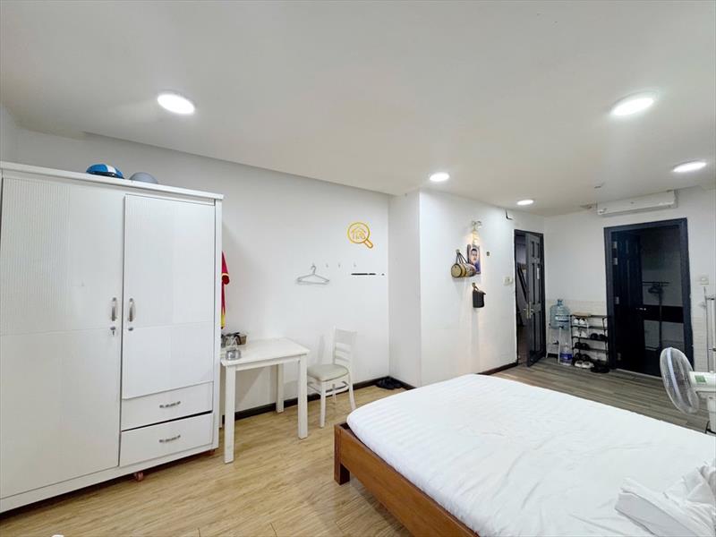 PHÒNG FULL NỘI THẤT CÓ CỬA SỔ