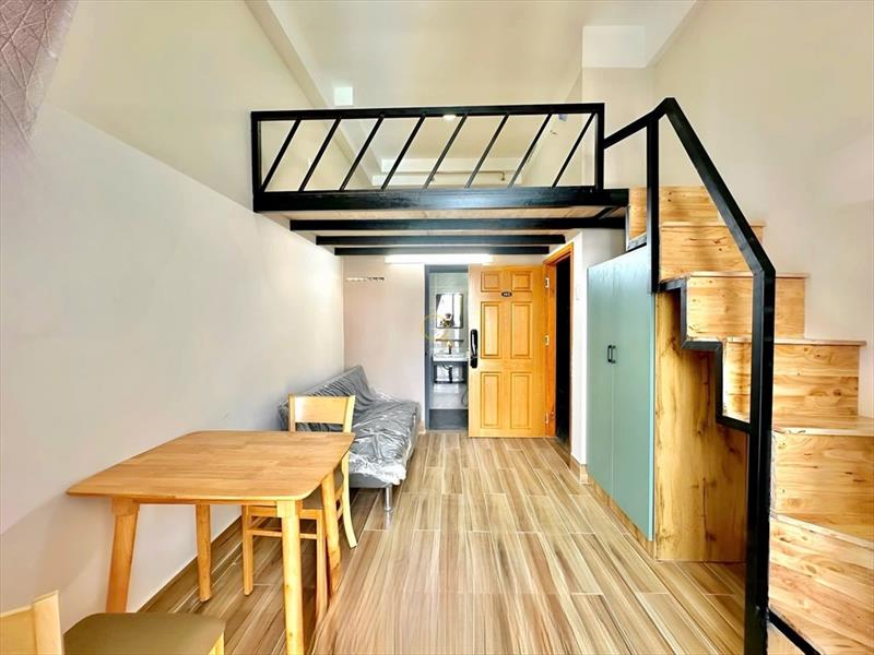 PHÒNG FULLY FURNISHED WITH BALCONY