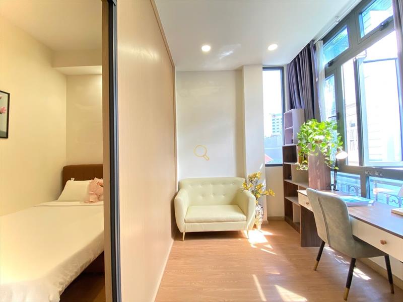 CĂN HỘ DỊCH VỤ FULL NỘI THẤT CÓ CỬA SỔ