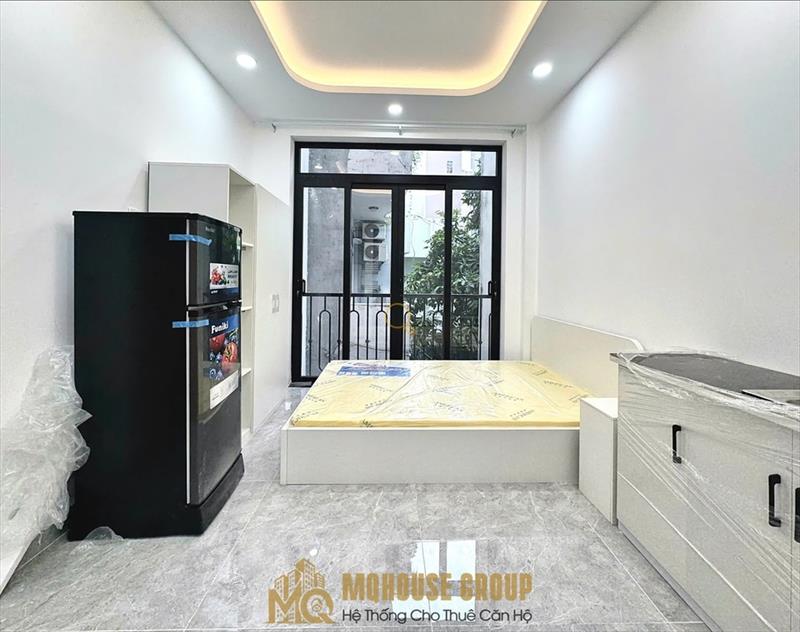 PHÒNG FULL NỘI THẤT CÓ BAN CÔNG