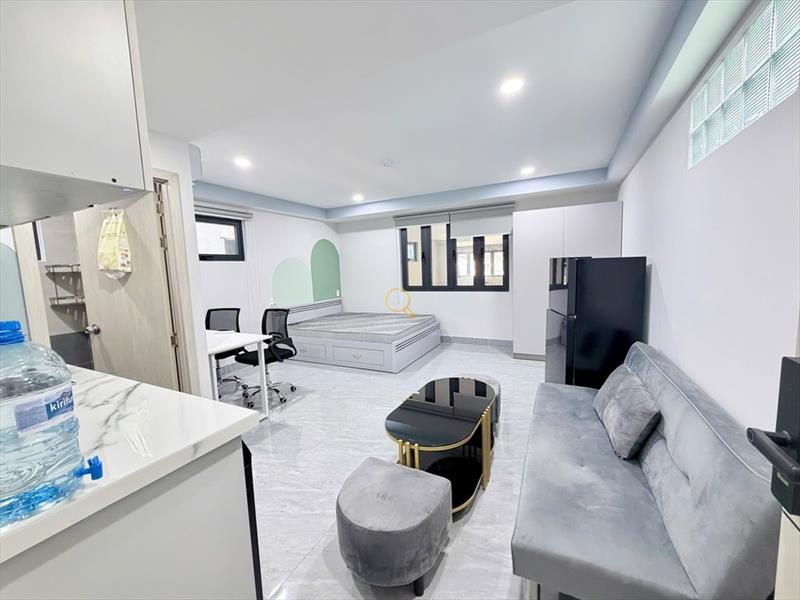 CĂN HỘ DỊCH VỤ FULL NỘI THẤT MÁY GIẶT RIÊNG CÓ CỬA SỔ