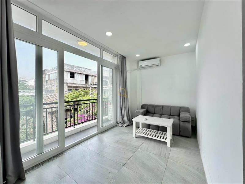 CĂN HỘ DỊCH VỤ FULL NỘI THẤT MÁY GIẶT RIÊNG CÓ BAN CÔNG