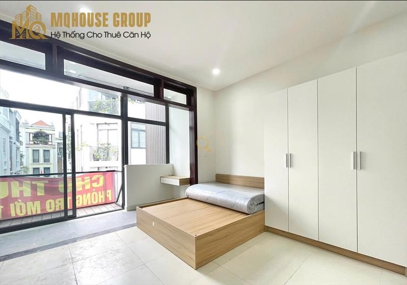 SERVICED APARTMENT FULLY FURNISHED WITH BALCONY