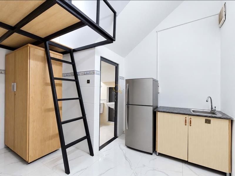 PHÒNG FULLY FURNISHED WITH BALCONY