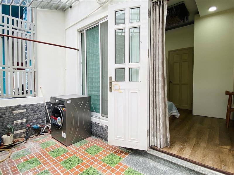 CĂN HỘ DỊCH VỤ FULL NỘI THẤT MÁY GIẶT RIÊNG CÓ BAN CÔNG