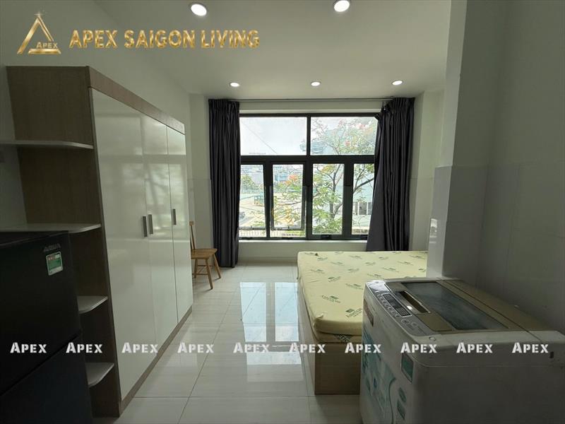 PHÒNG FULL NỘI THẤT MÁY GIẶT RIÊNG CÓ CỬA SỔ
