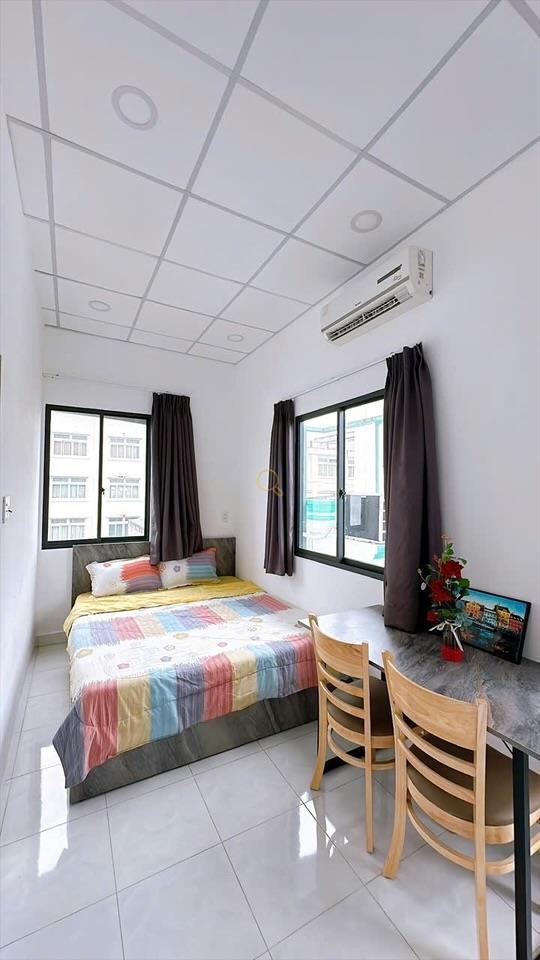 CĂN HỘ DỊCH VỤ FULL NỘI THẤT MÁY GIẶT RIÊNG CÓ BAN CÔNG
