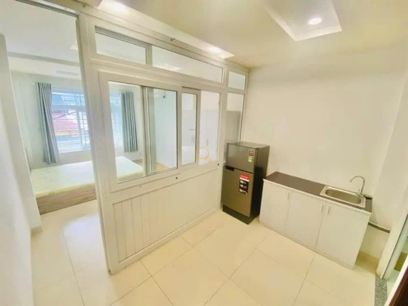 PHÒNG FULL NỘI THẤT CÓ CỬA SỔ