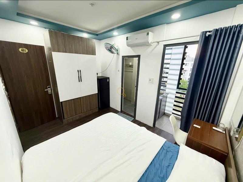 PHÒNG FULLY FURNISHED WITH BALCONY