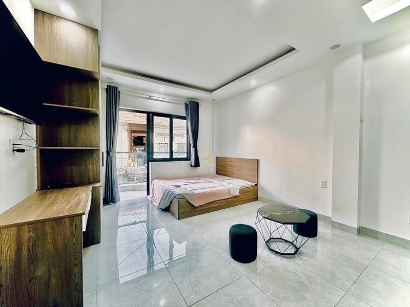 SERVICED APARTMENT FULLY FURNISHED WITH BALCONY