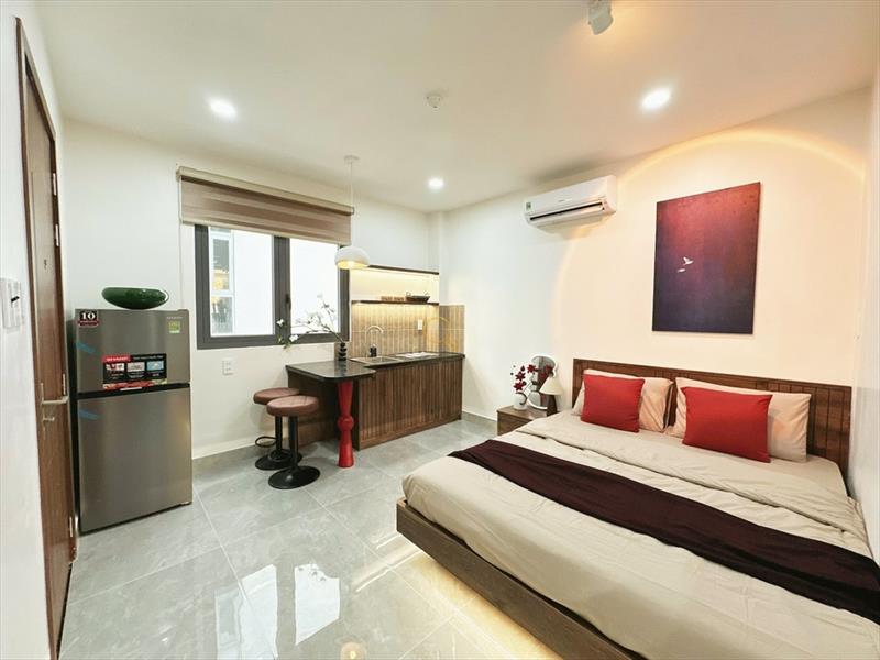 PHÒNG FULL NỘI THẤT CÓ CỬA SỔ