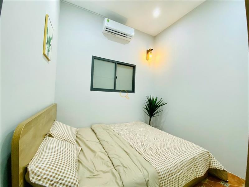 SERVICED APARTMENT FULLY FURNISHED WITH WINDOW