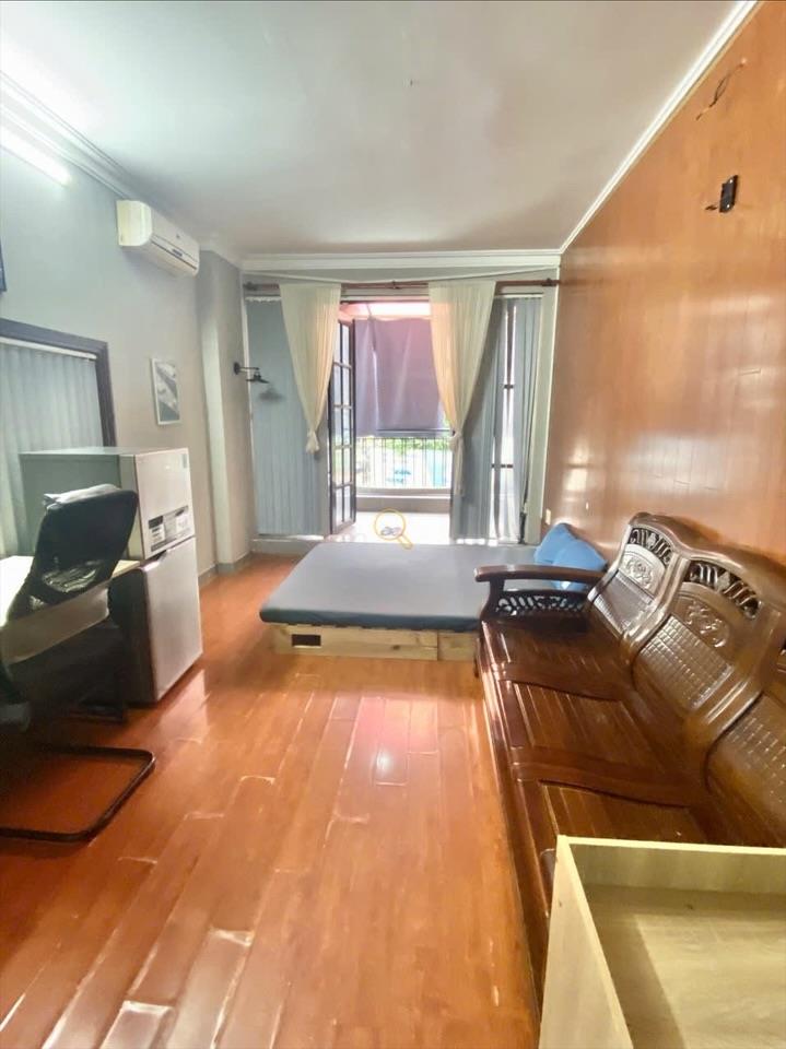 PHÒNG FULLY FURNISHED WITH BALCONY