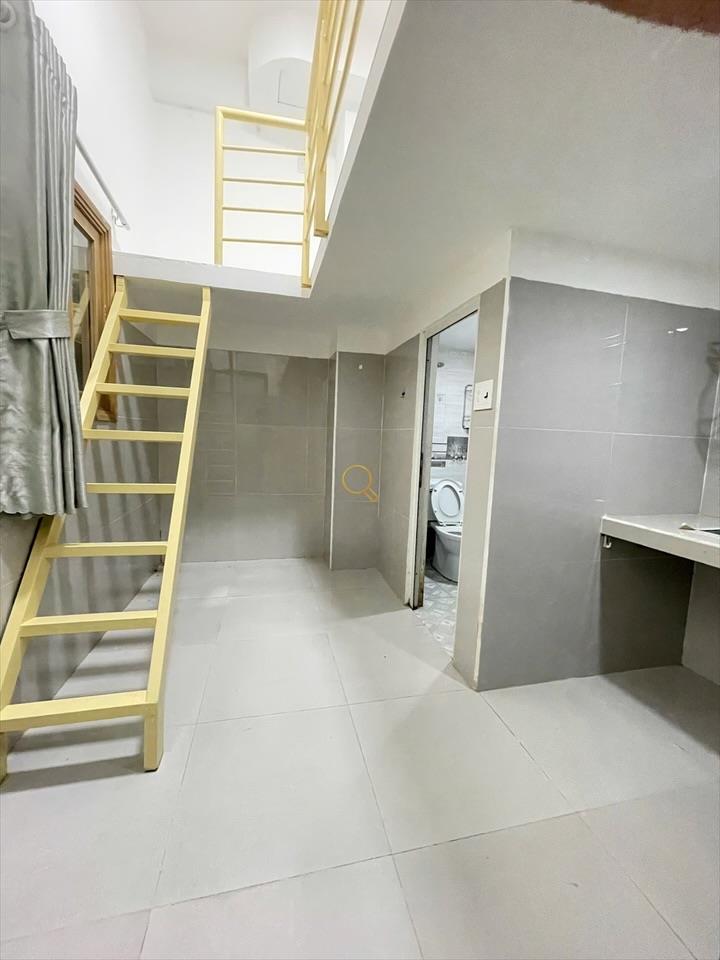 PHÒNG FULL NỘI THẤT CÓ CỬA SỔ