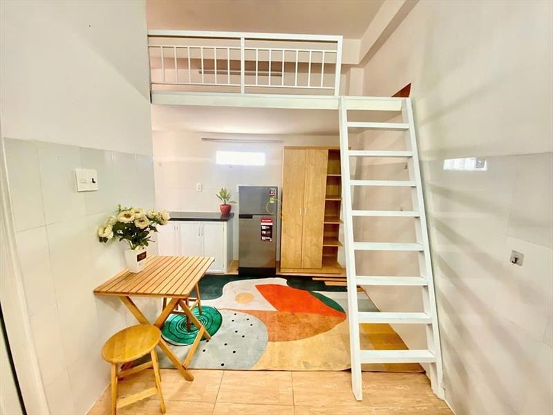 PHÒNG FULL NỘI THẤT CÓ CỬA SỔ