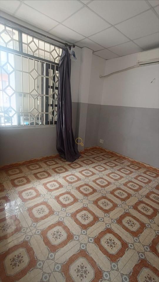SERVICED APARTMENT FULLY FURNISHED WITH BALCONY