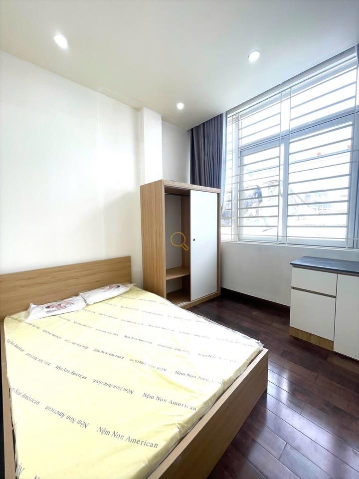 PHÒNG FULLY FURNISHED WITH WINDOW
