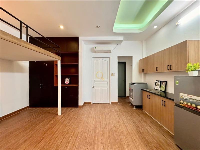 PHÒNG FULL NỘI THẤT CÓ CỬA SỔ