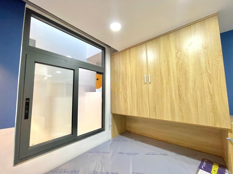 PHÒNG FULLY FURNISHED WITH WINDOW