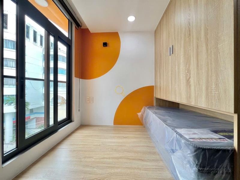 PHÒNG FULLY FURNISHED WITH WINDOW