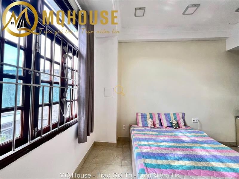 PHÒNG FULLY FURNISHED WITH WINDOW