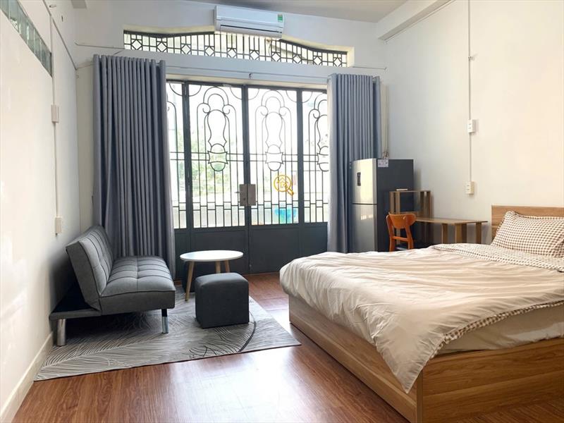 PHÒNG FULL NỘI THẤT CÓ BAN CÔNG