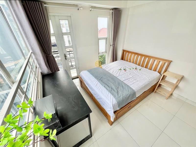 PHÒNG FULLY FURNISHED WITH BALCONY