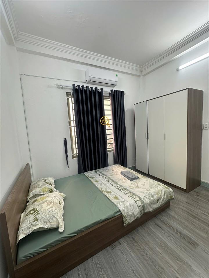 PHÒNG FULLY FURNISHED WITH WINDOW