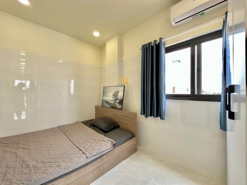 PHÒNG FULLY FURNISHED MÁY GIẶT RIÊNG WITH BALCONY