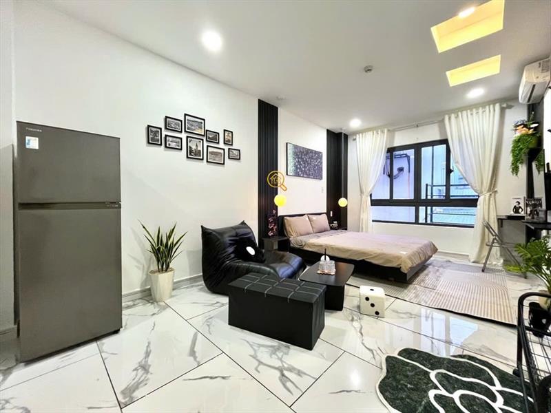 SERVICED APARTMENT FULLY FURNISHED WITH WINDOW