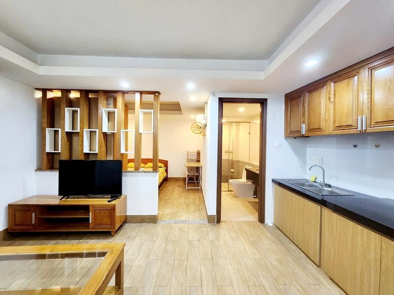 SERVICED APARTMENT FULLY FURNISHED WITH WINDOW