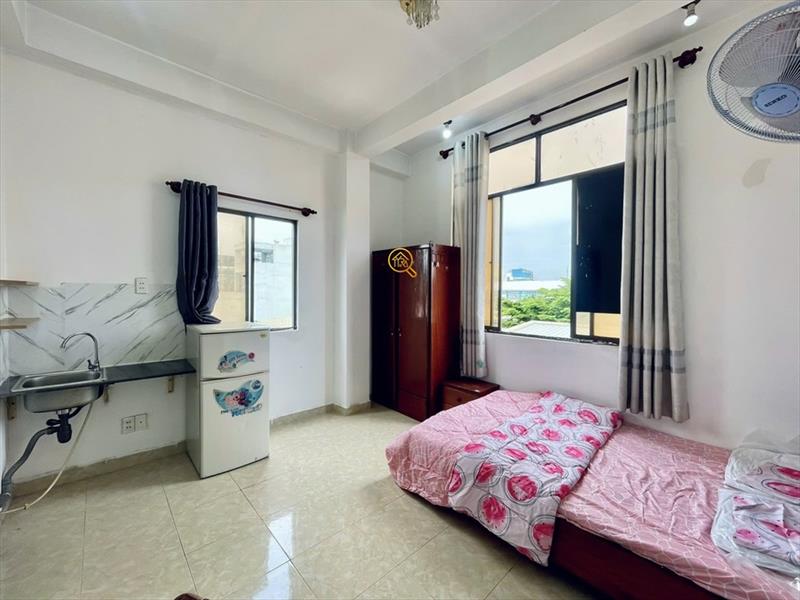 PHÒNG FULL NỘI THẤT CÓ CỬA SỔ