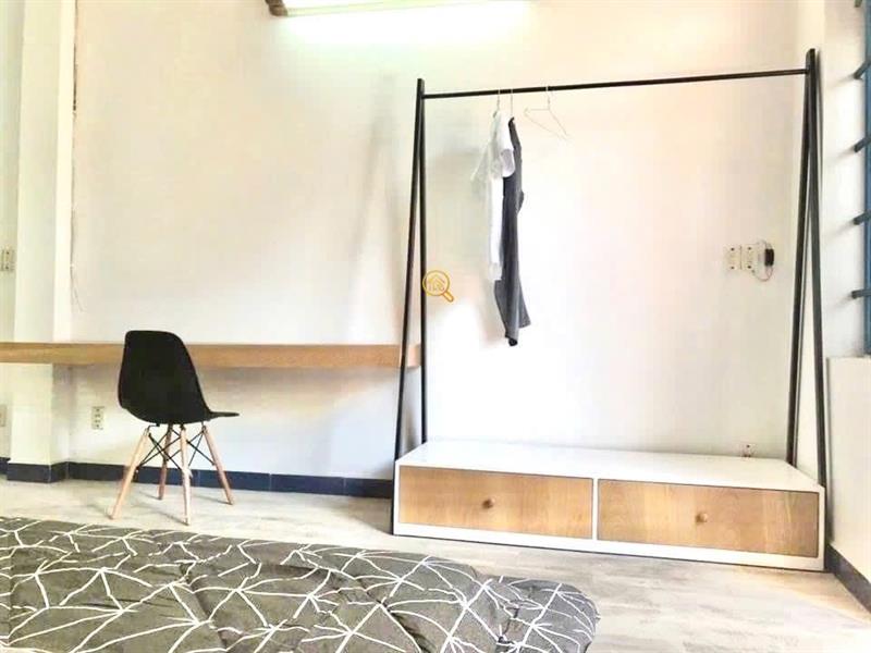 PHÒNG FULLY FURNISHED WITH BALCONY
