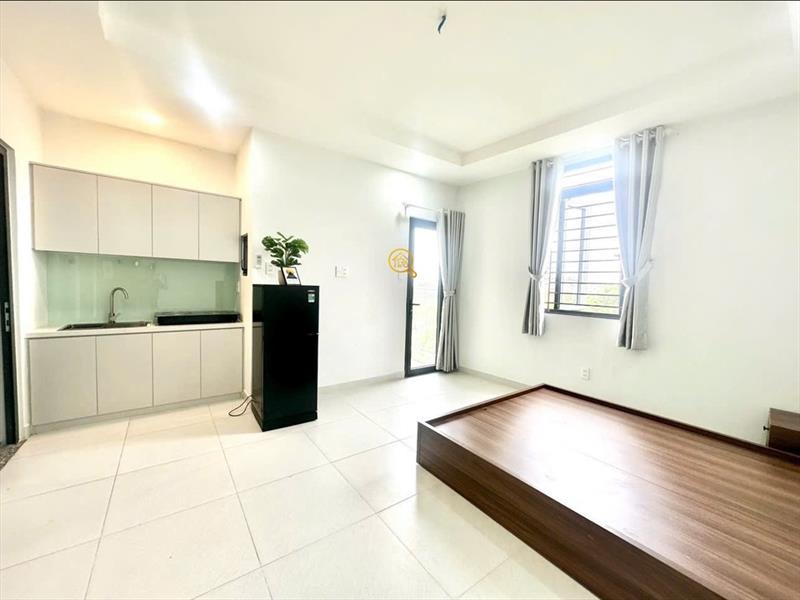 PHÒNG FULLY FURNISHED WITH BALCONY
