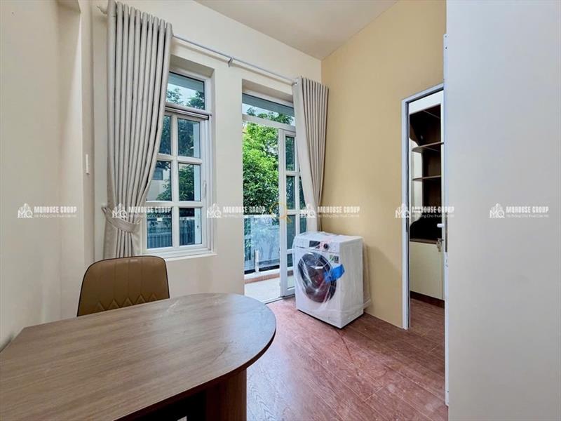 CĂN HỘ DỊCH VỤ FULL NỘI THẤT MÁY GIẶT RIÊNG CÓ BAN CÔNG